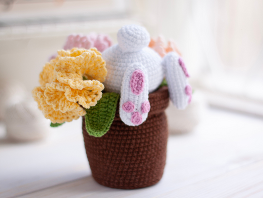 Patrones de crochet Conejito de Pascua en macetero de claveles PDF / Tutorial Descarga Instantánea