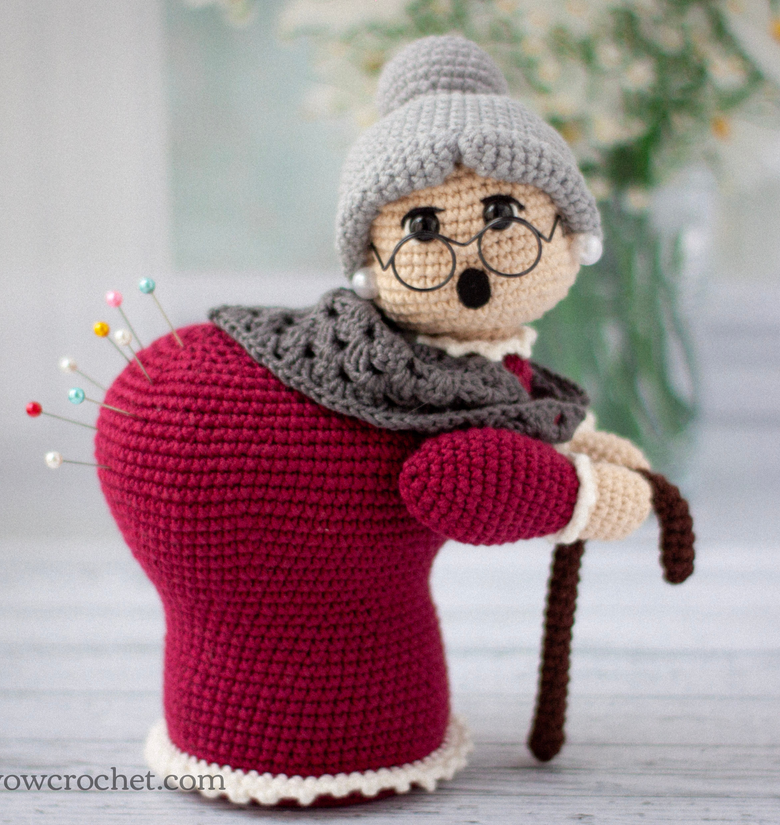 Granny/Grandma Crochet Pattern Amigurumi Pin Cushion DIY Crochet Pro Studio WOW