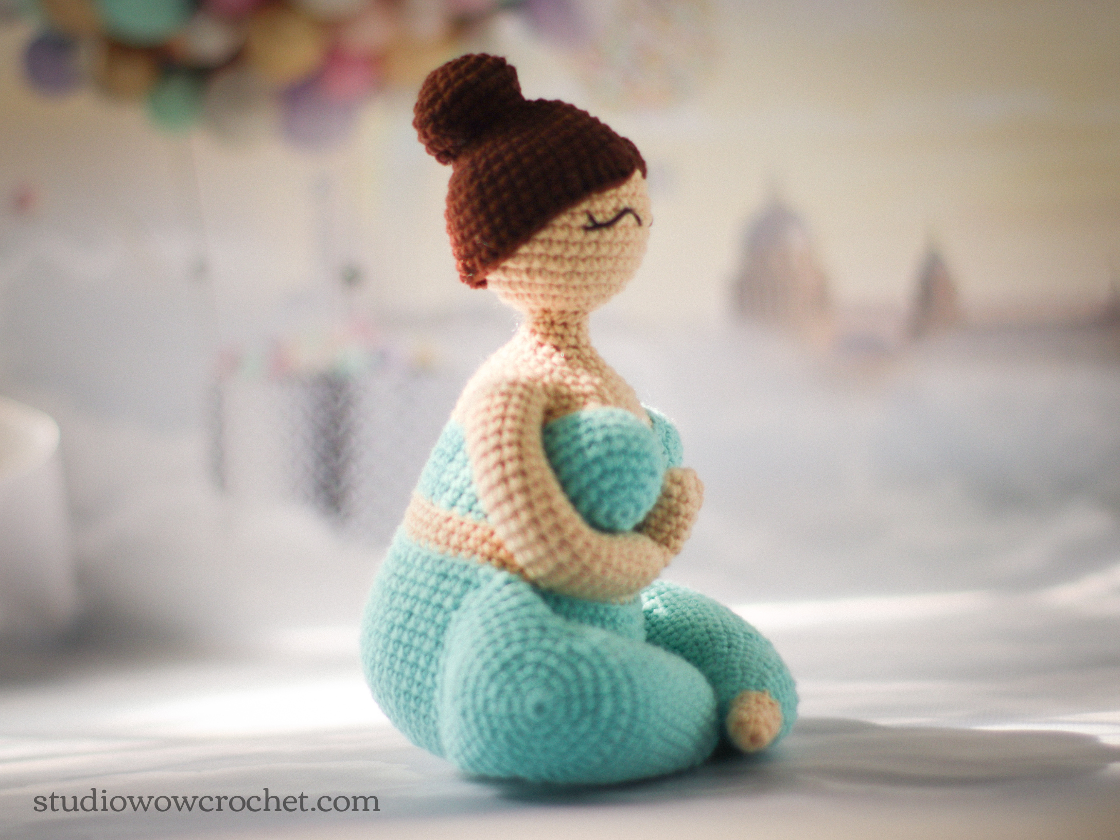 Crochet Pattern for Amigurumi Yogi Girl Plus Size US, IT, ES, PT, FR, DE, UA DIY Crochet Project for Home Decor / Instant Download