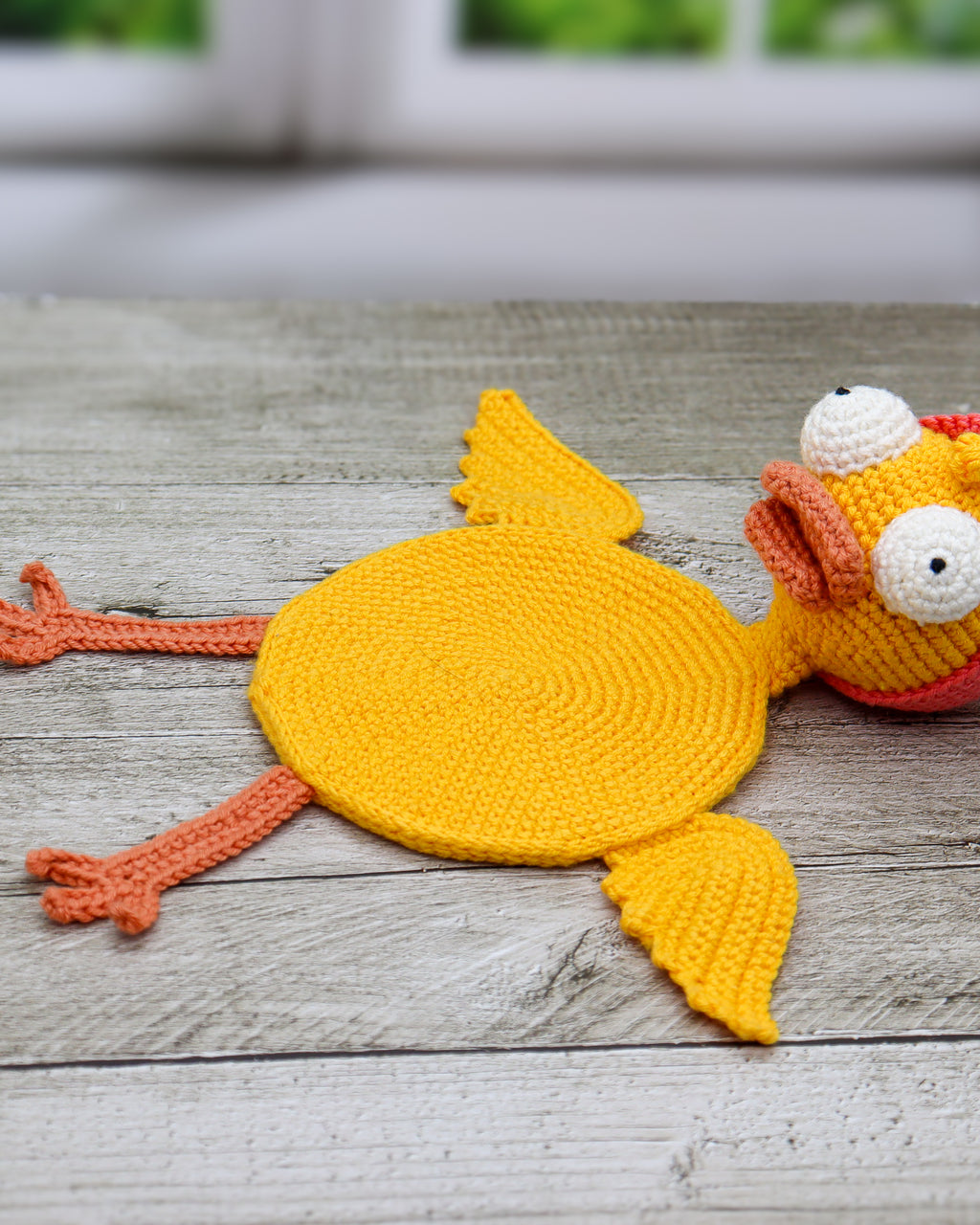 Funny Splat Duck Crochet Coaster Pattern – Unique Handmade Mug Rug