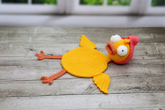 Funny Splat Duck Crochet Coaster Pattern – Unique Handmade Mug Rug Design, Quirky Gift Idea for Animal Lovers and Crochet Enthusiasts